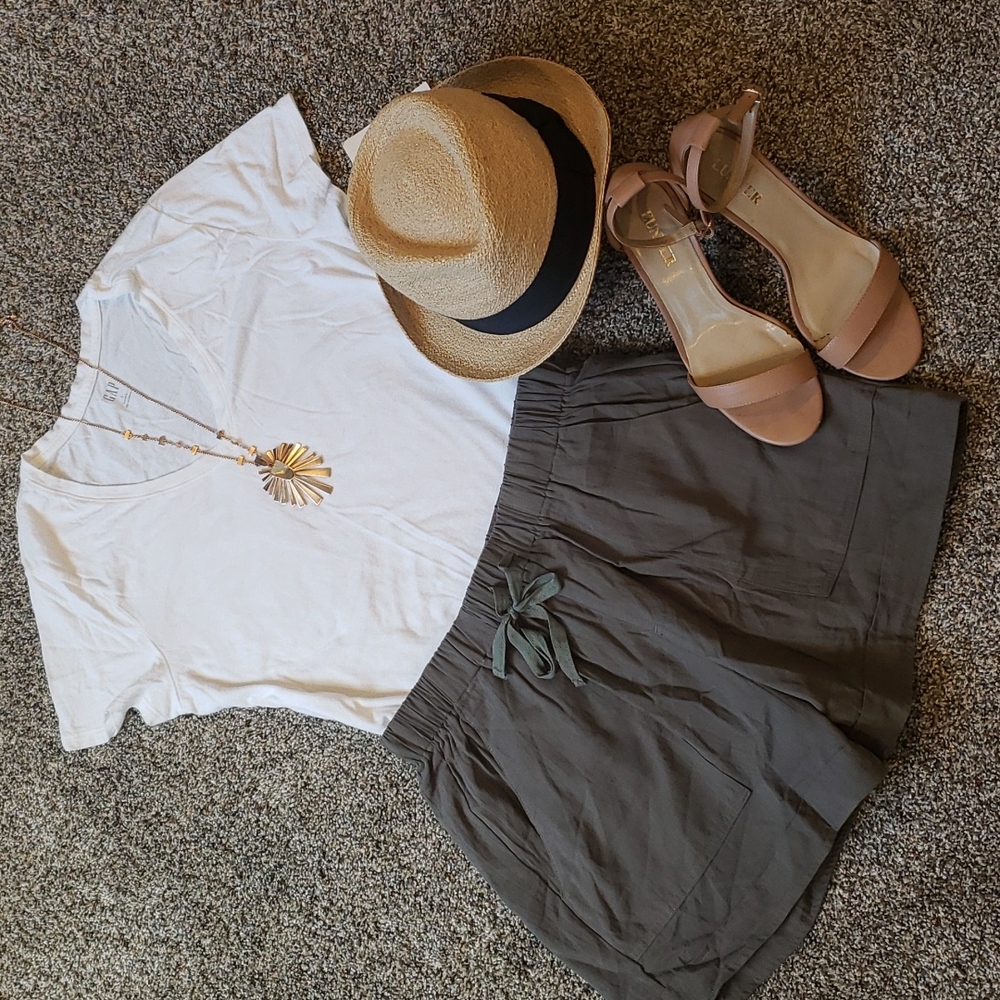 NWT mid rise vintage shorts